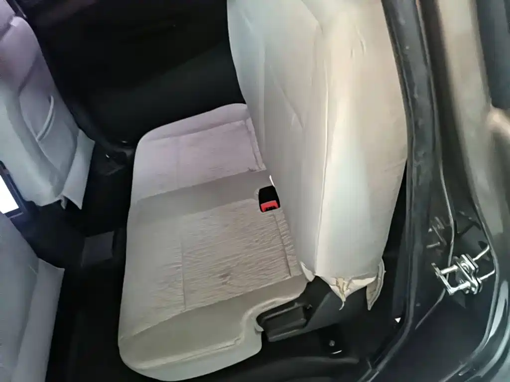 Wuling Hongguang — миниатюра 17