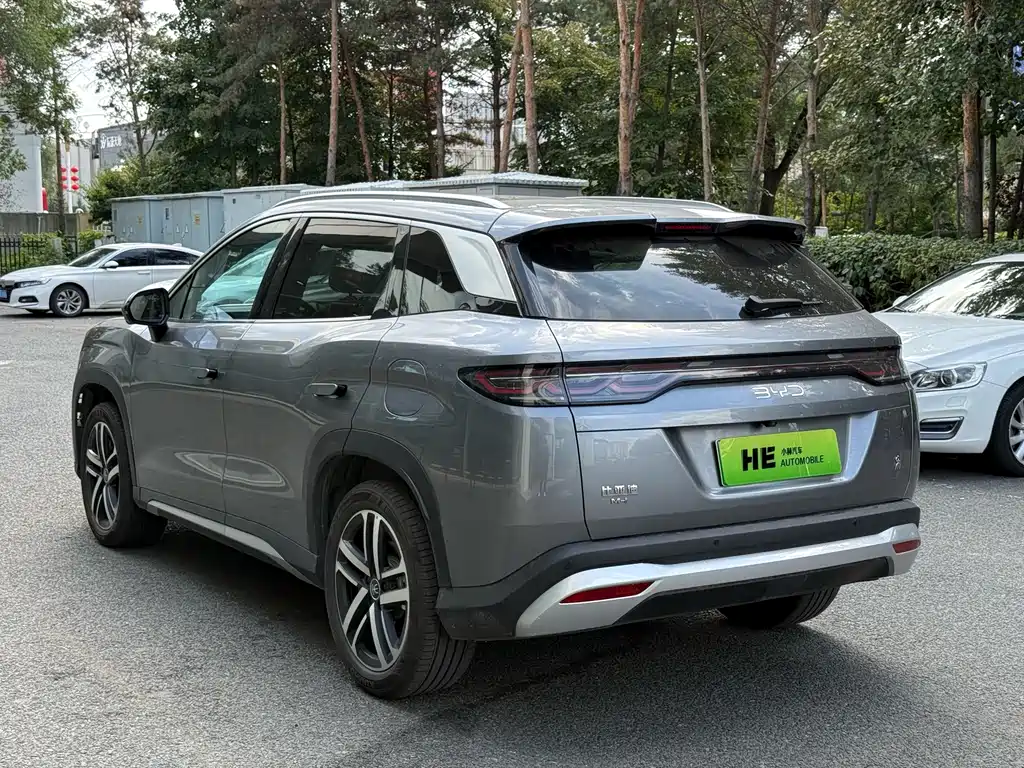 BYD L DM-i — миниатюра 8