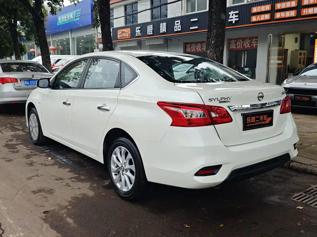 Nissan Sylphy — миниатюра 6
