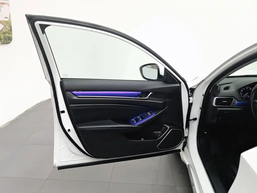 Honda Accord 2018 260TURBO Elite VI