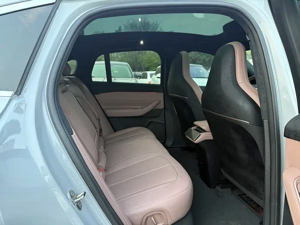 NIO EC6 2024 75kWh