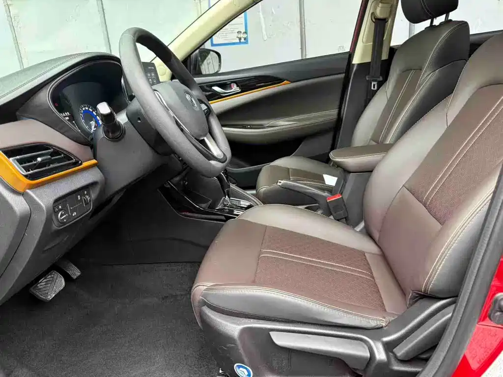 Changan Eado DT — миниатюра 5