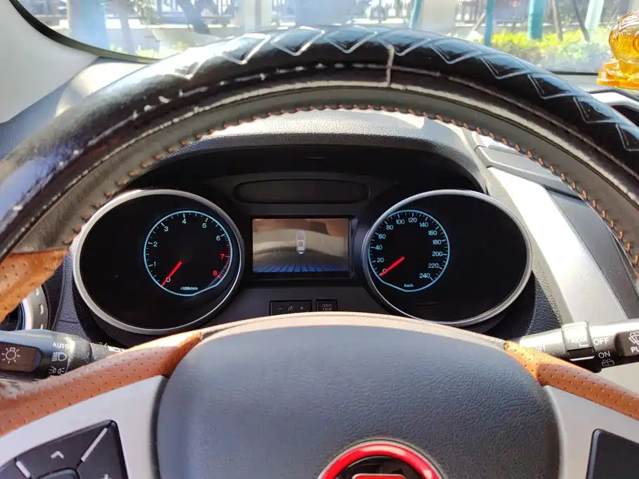 BYD Yuan — миниатюра 12