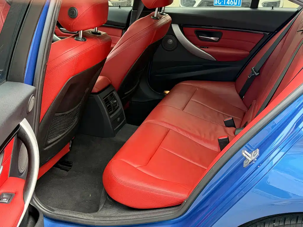 BMW 3 Series — миниатюра 8