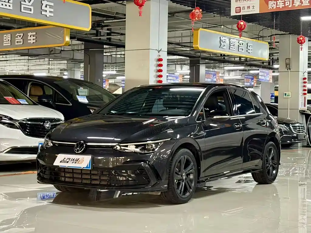 Купить Volkswagen Golf