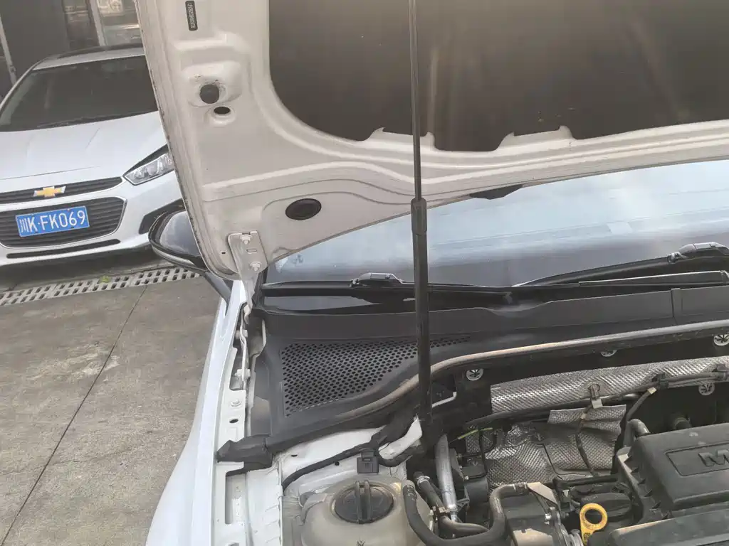 Volkswagen Golf — миниатюра 20