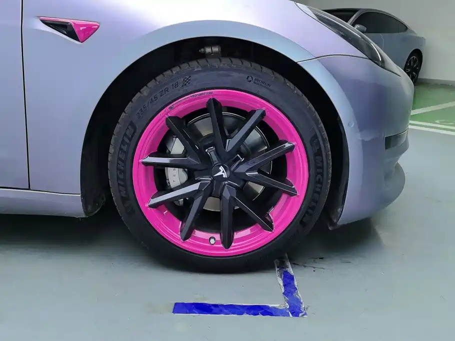 Tesla Model 3 — миниатюра 6