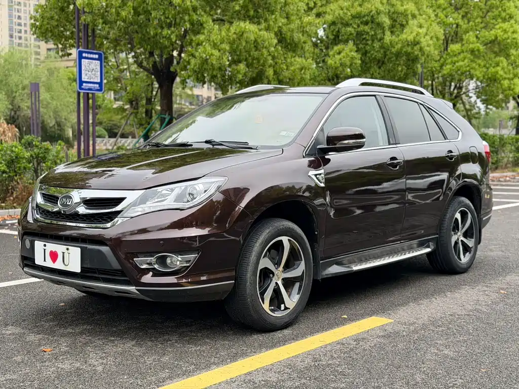 Byd S7 2015