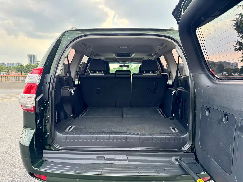 Toyota Prado — миниатюра 8