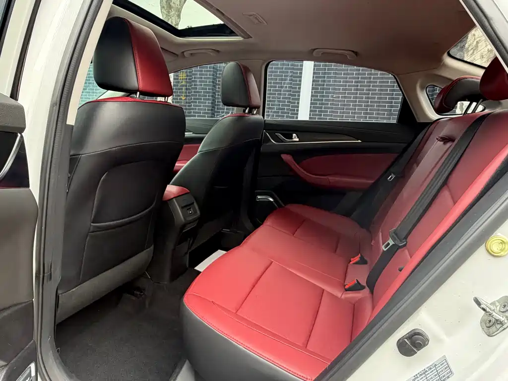 Changan Eado — миниатюра 8