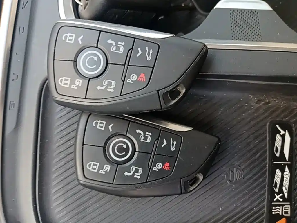Buick Century 2023 2.0T мест