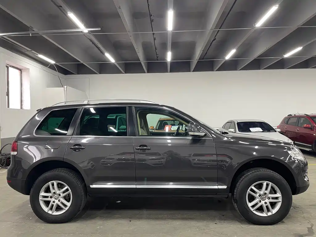 Volkswagen Touareg — миниатюра 7