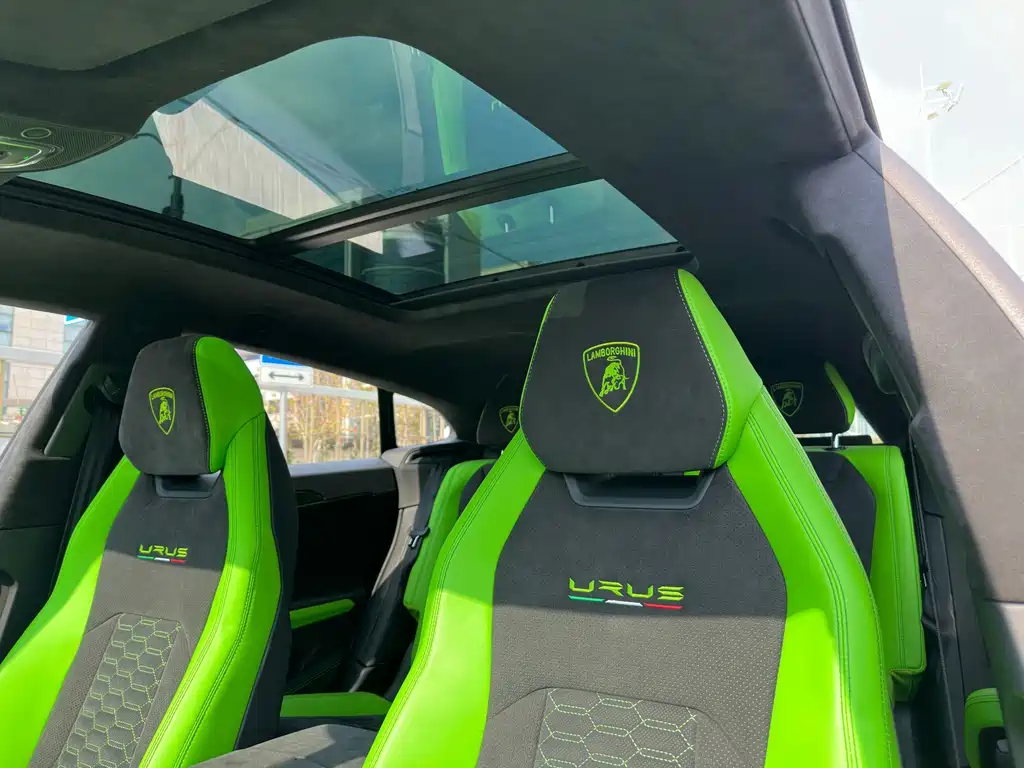 Lamborghini Urus — миниатюра 35