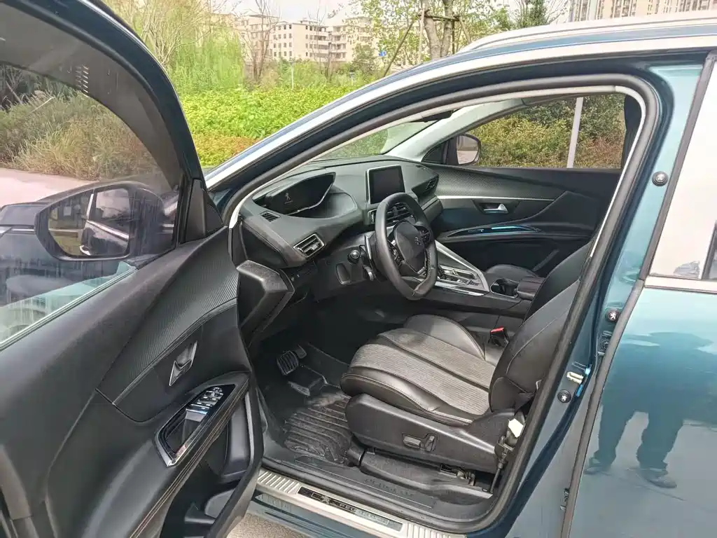 Peugeot 5008 — миниатюра 10