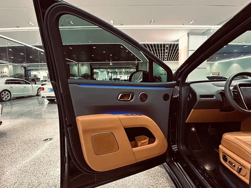 Li Auto Li i8 — миниатюра 9