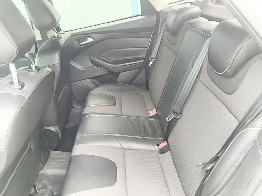 Ford Focus — миниатюра 22