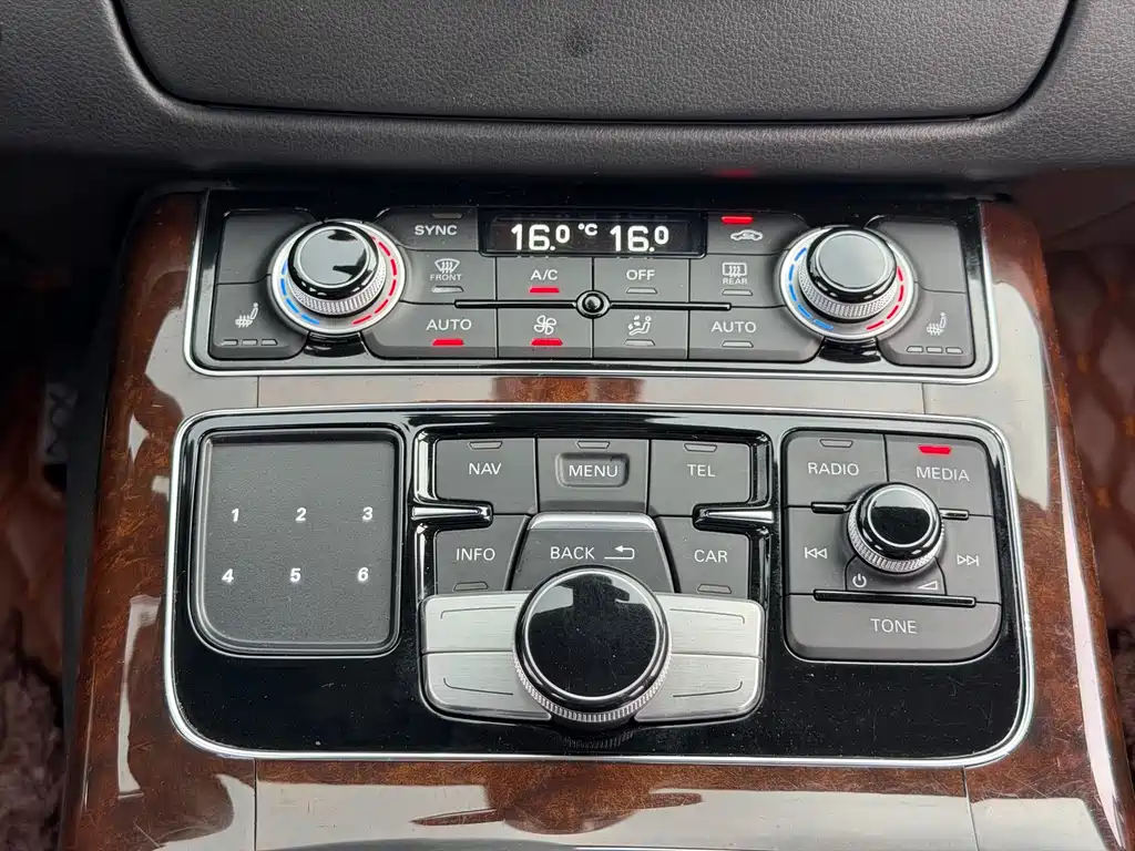 Audi A8 — фотографии объявления, Фото 13