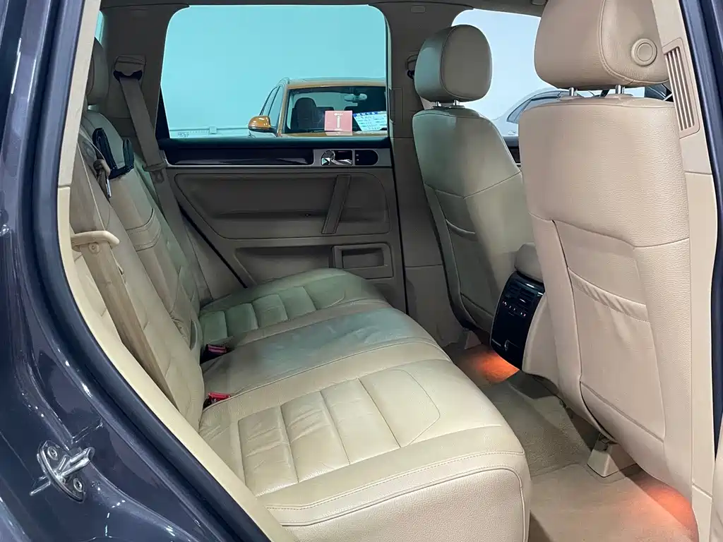 Volkswagen Touareg — миниатюра 14