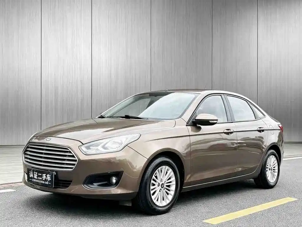 Ford Escort 2015 1.5L AT Comfort