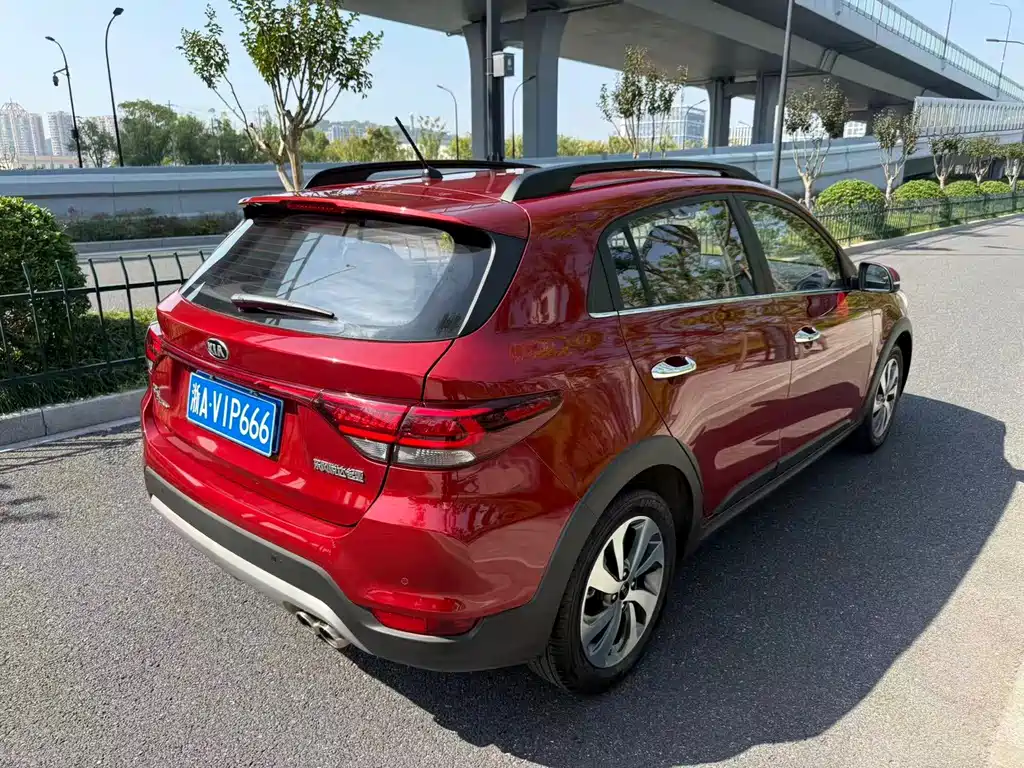 Kia KX Cross — миниатюра 6