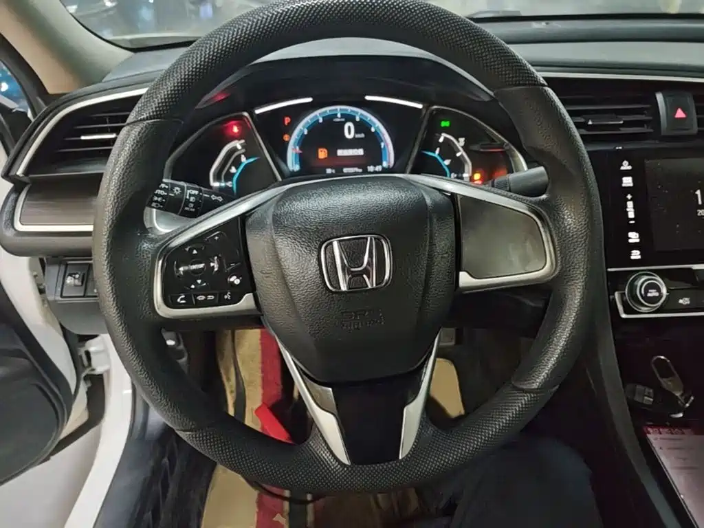 Honda Civic — миниатюра 11