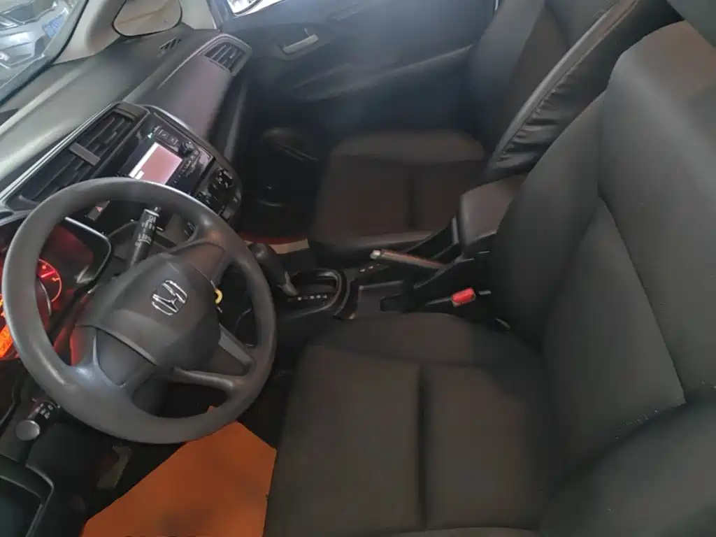 Honda Fit — миниатюра 15