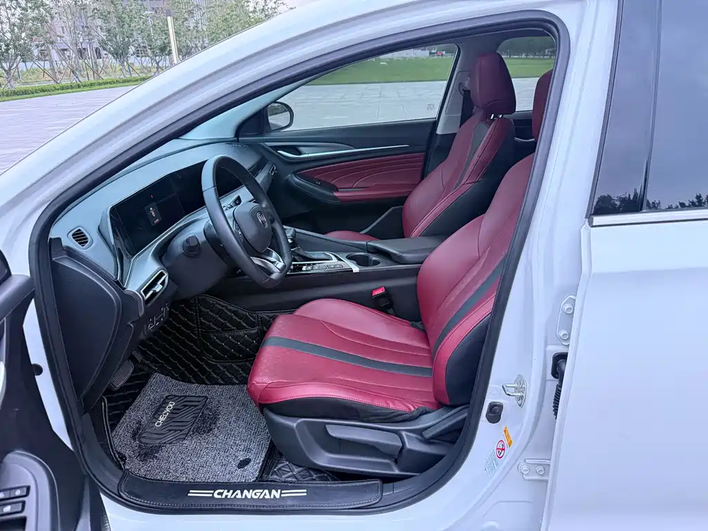 Changan Eado — миниатюра 9