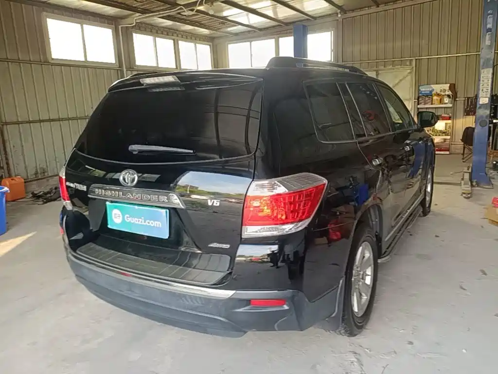Toyota Highlander — миниатюра 7