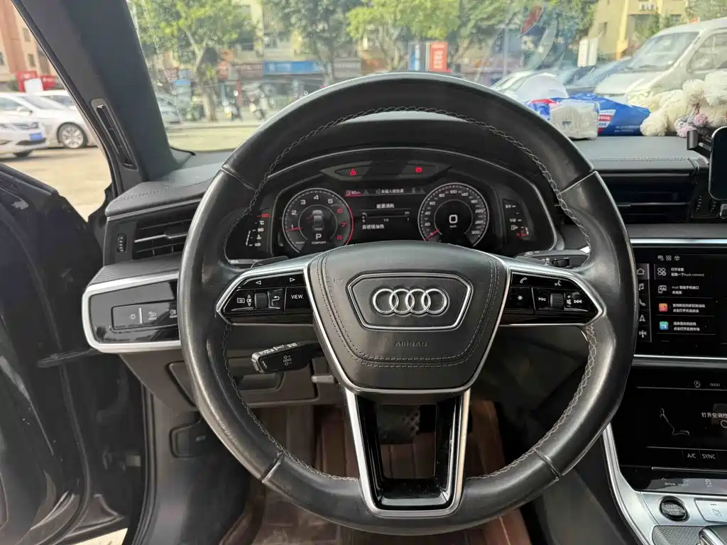 Audi A6L — миниатюра 9