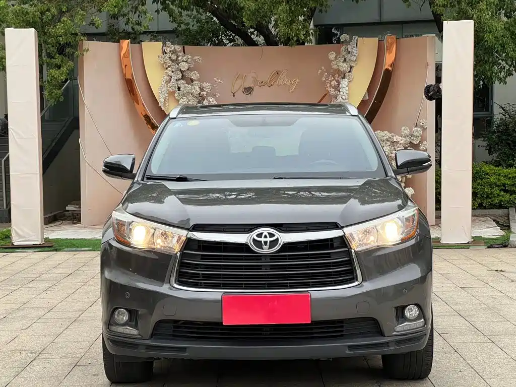Toyota Highlander — миниатюра 3