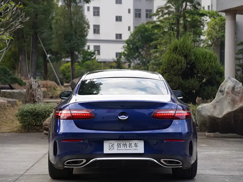 MERCEDES-BENZ E CLASS