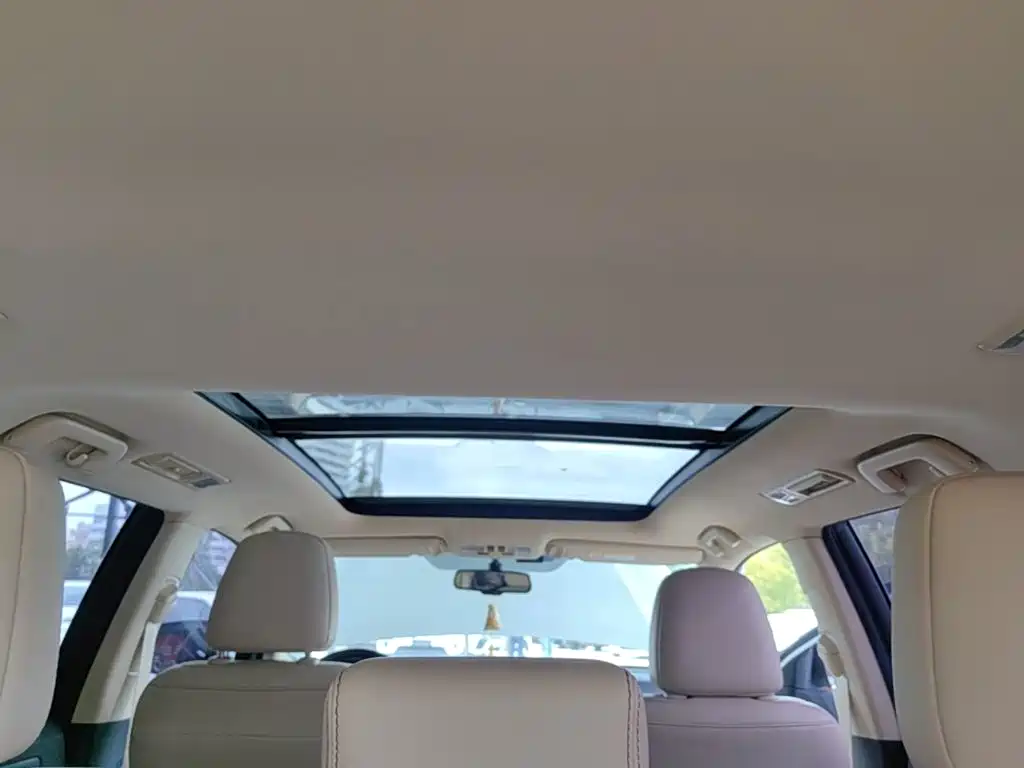 Toyota Highlander — миниатюра 18