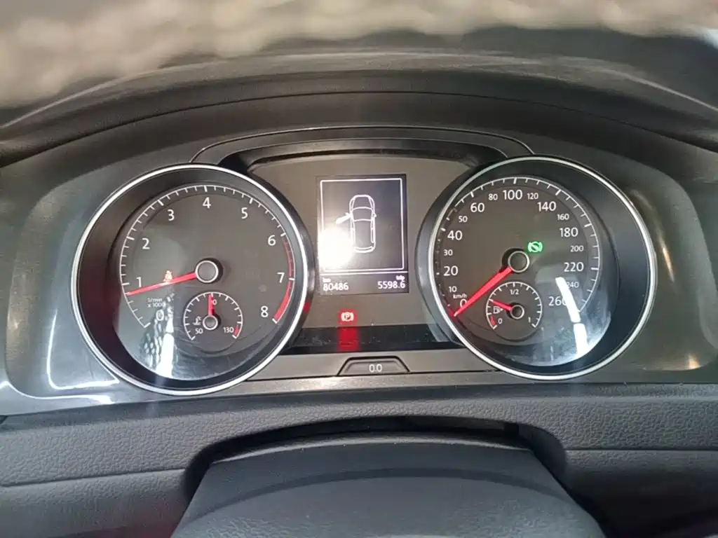 Volkswagen Golf — миниатюра 12