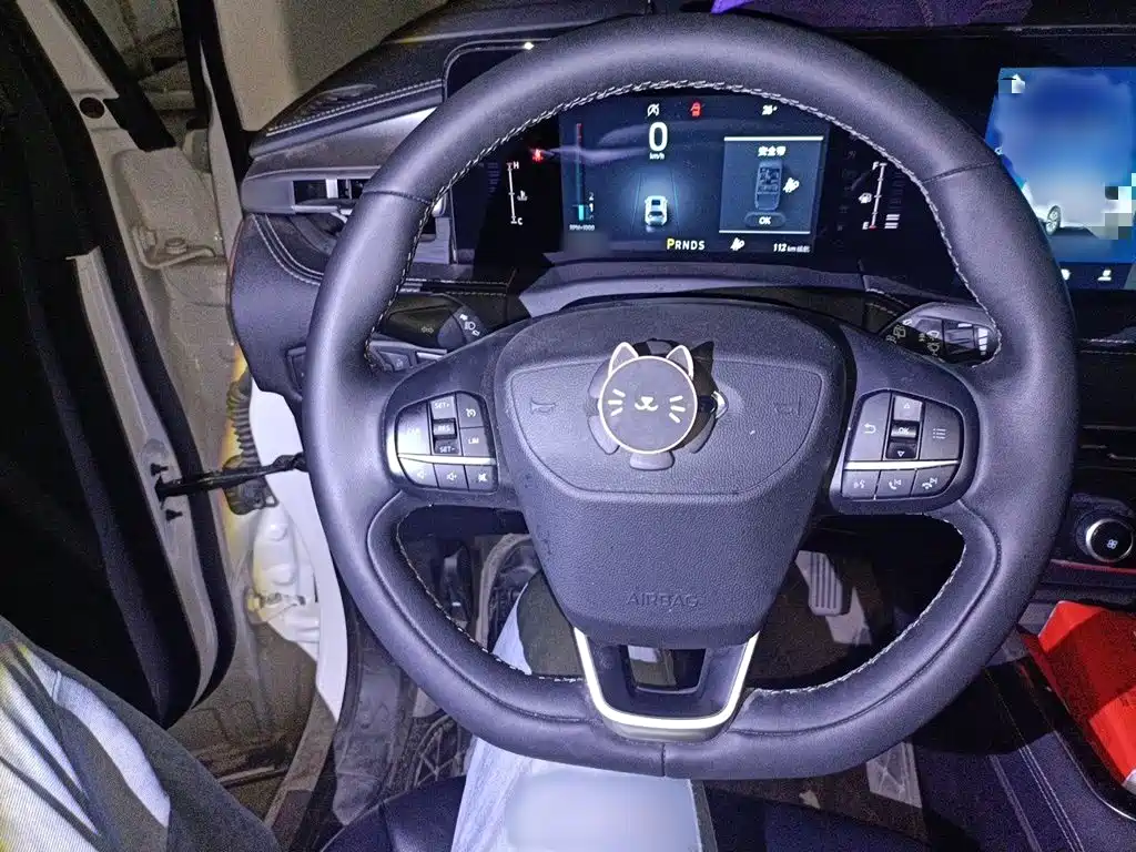 Ford Edge — миниатюра 3