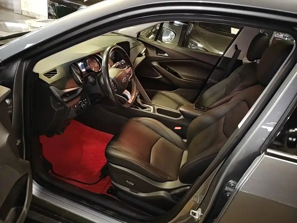 Chevrolet Volando — миниатюра 15