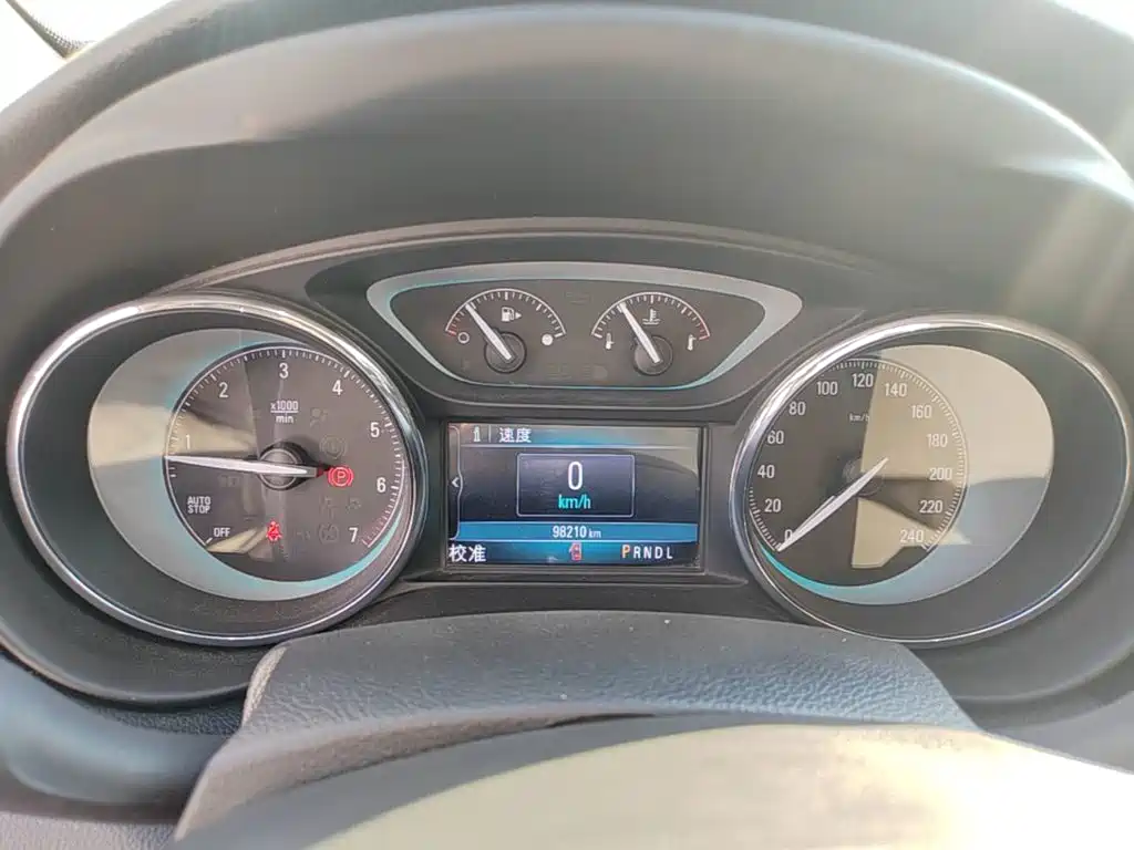 Buick Envision Plus — миниатюра 12