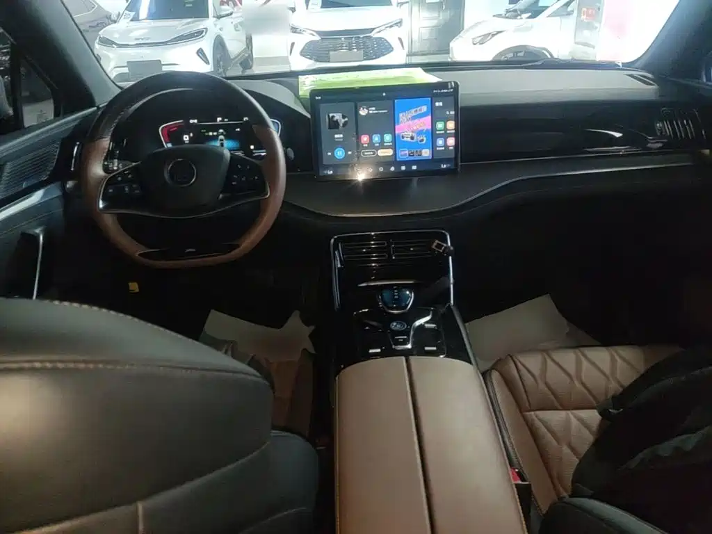 BYD Tang New Energy — миниатюра 10