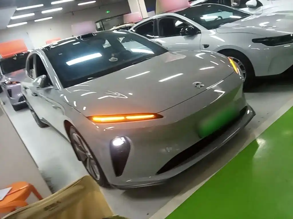 NIO ET5T — миниатюра 4