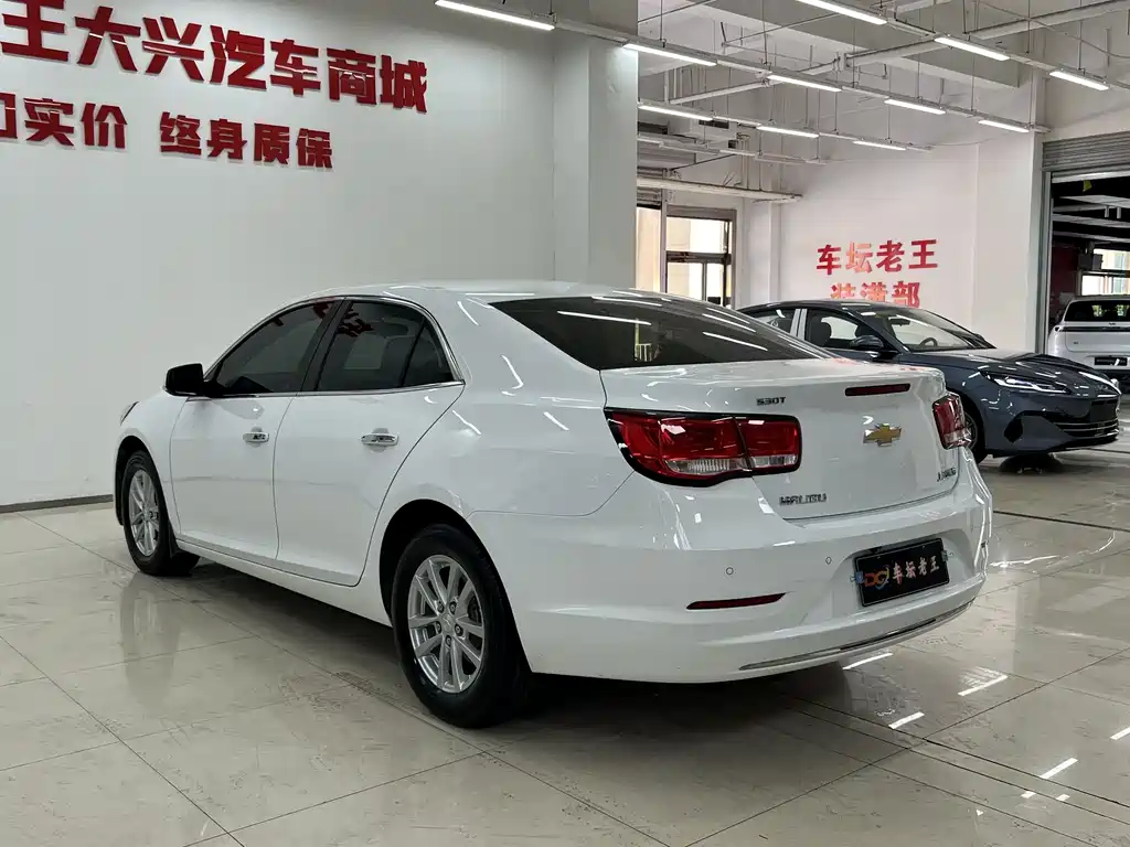 Chevrolet Malibu — миниатюра 13