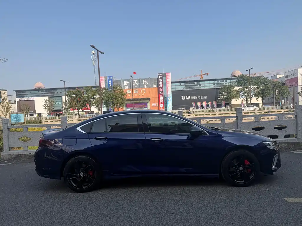 Buick Regal — миниатюра 7