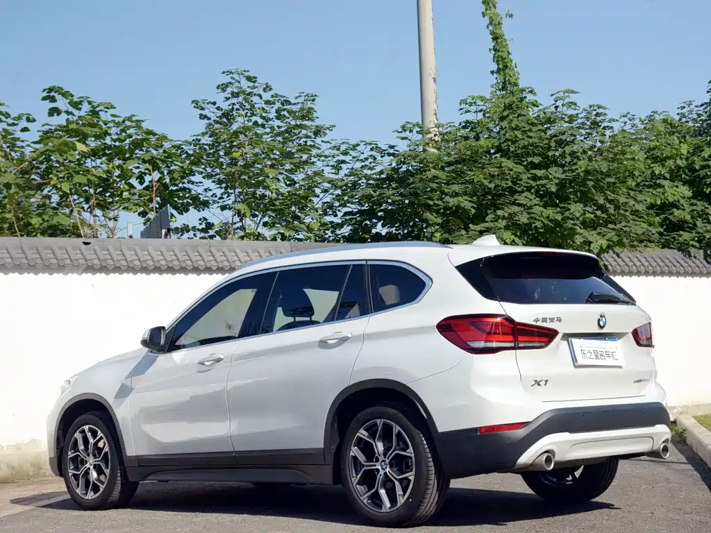 BMW X1 — миниатюра 5