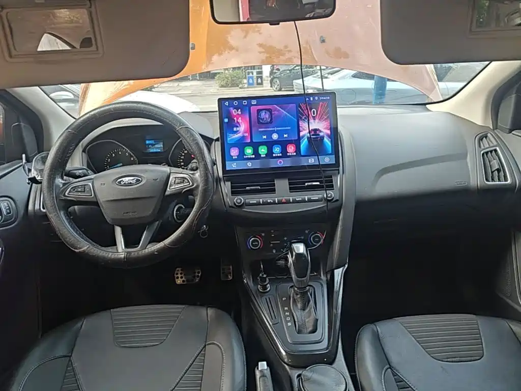 Ford Focus — миниатюра 10