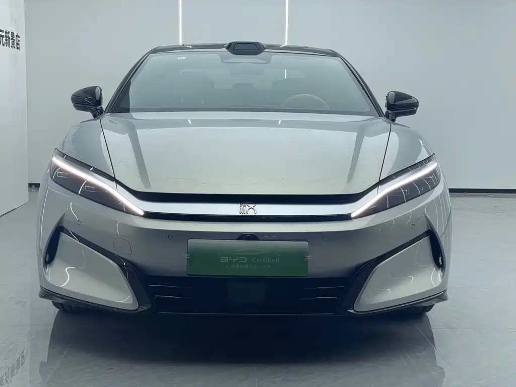 BYD Han L 2025 EV Flagship