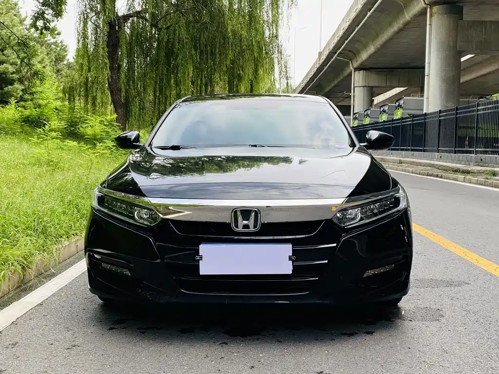 Honda Accord — миниатюра 2