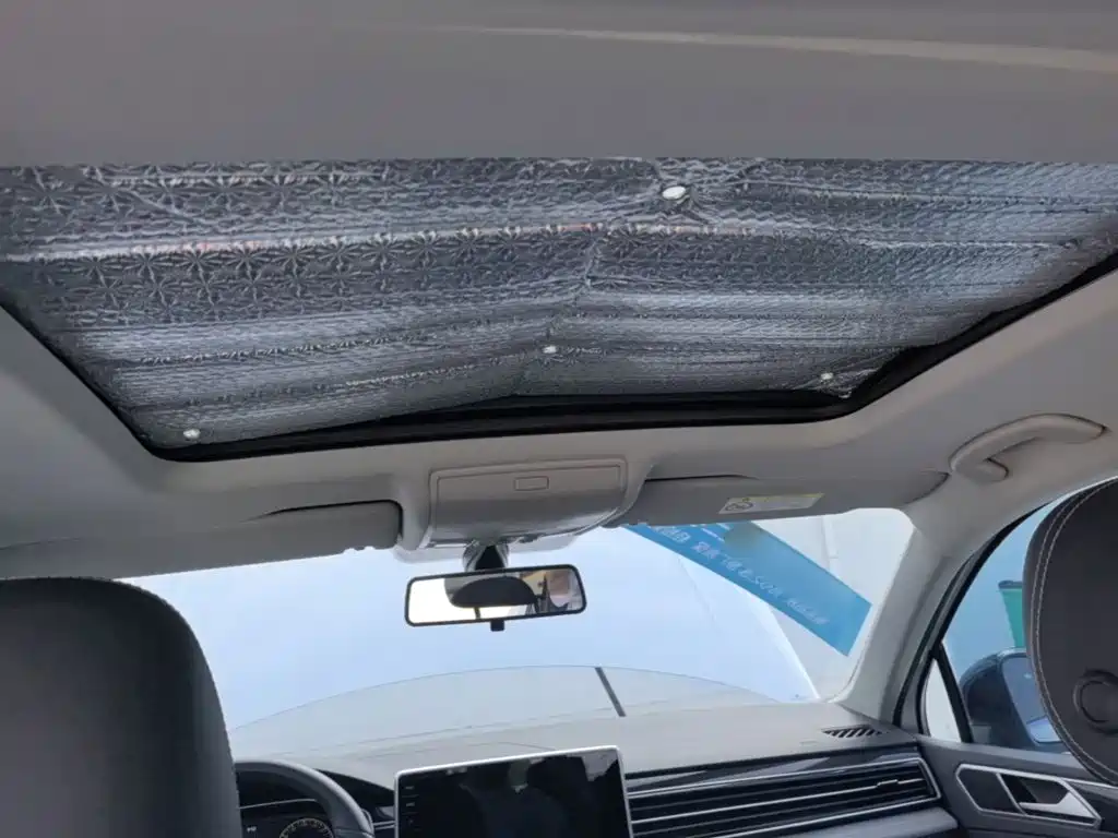 Volkswagen Tiguan L — миниатюра 18