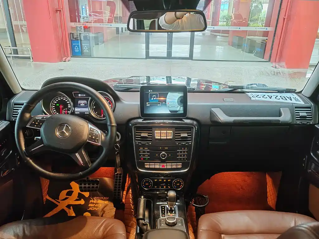 Mercedes-Benz G-Class — миниатюра 11