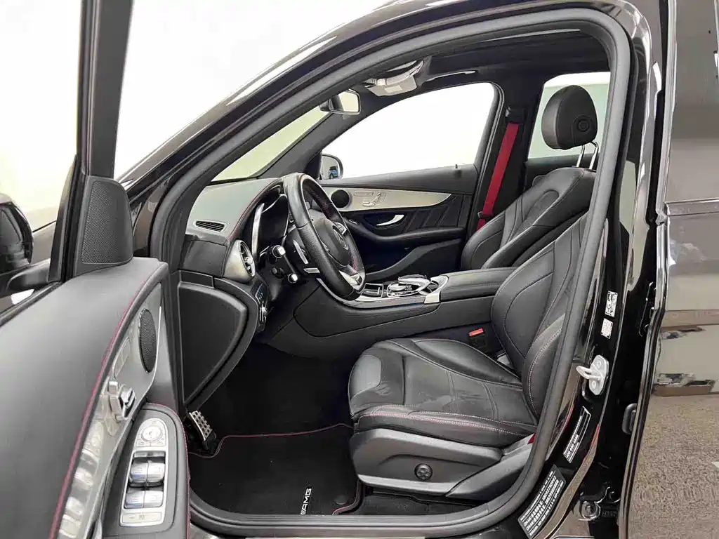 Mercedes-Benz GLC AMG — миниатюра 10