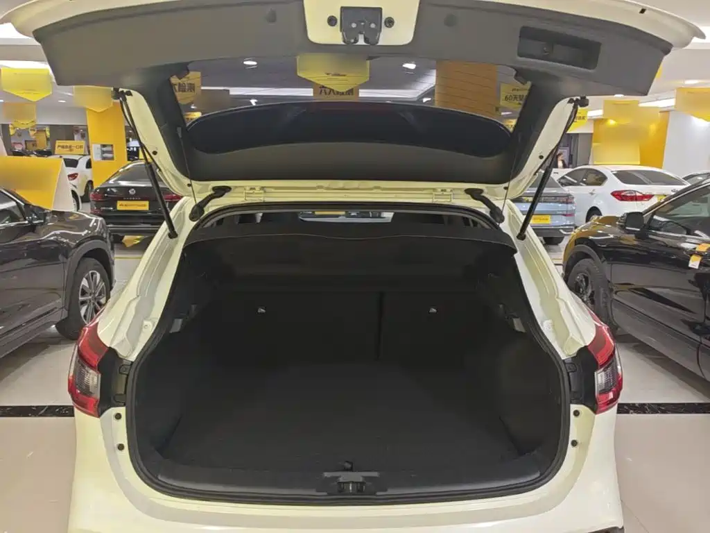 Nissan Qashqai — миниатюра 19