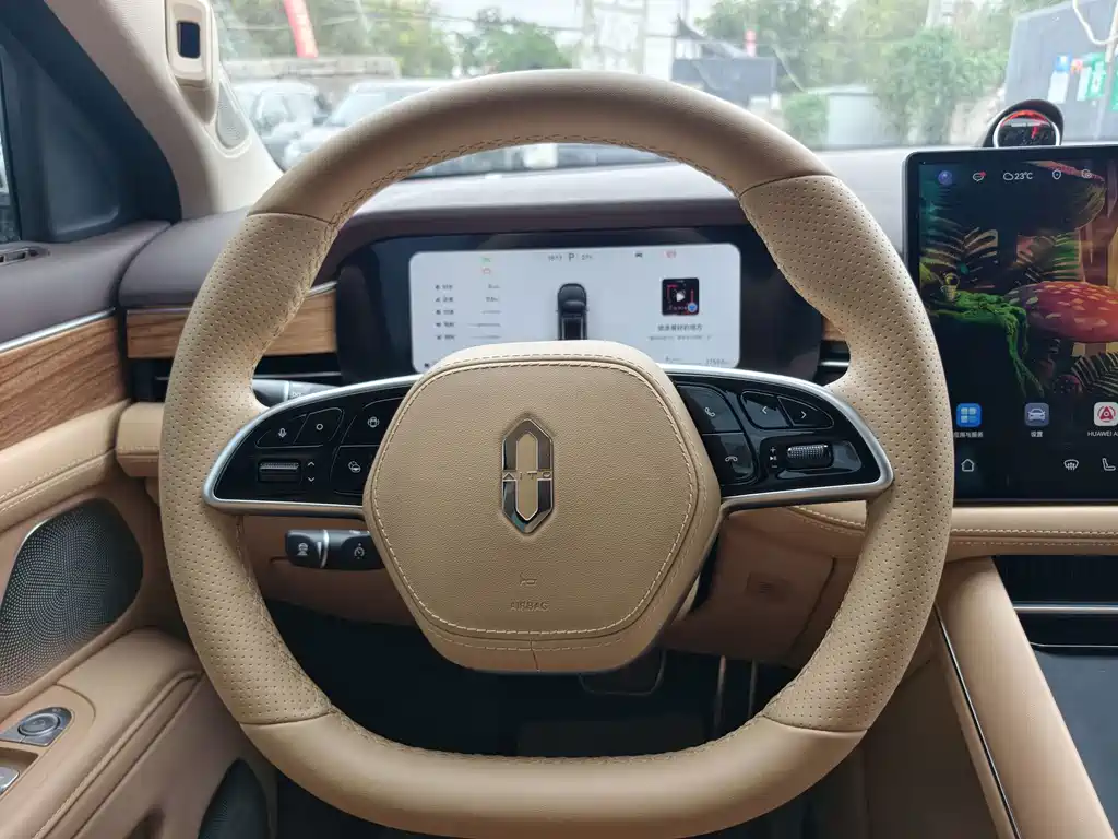 AITO AITO M7 — миниатюра 9