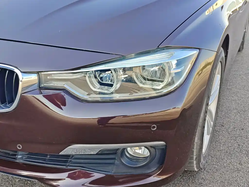 BMW 3 Series — миниатюра 21